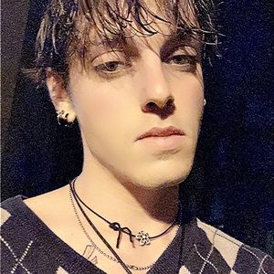 Meet your Posher, Evan